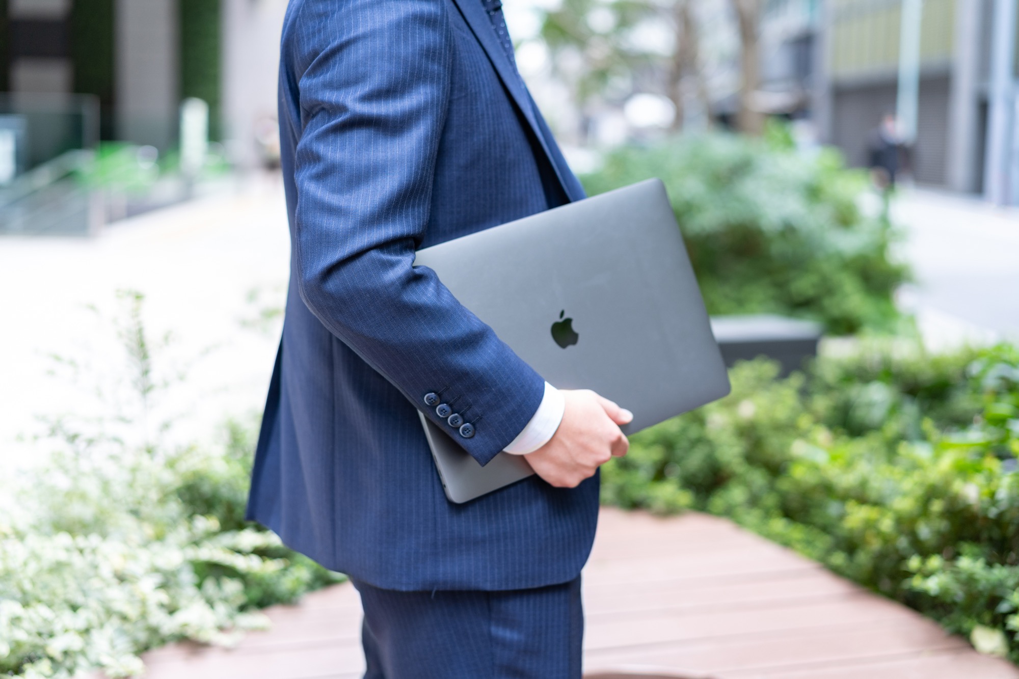 打ち合わせと制作のイメージ